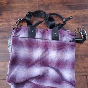 Lululemon fast in flight purple plaid bag